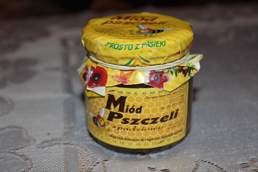 Miód spadziowy z puszczy jodłowej