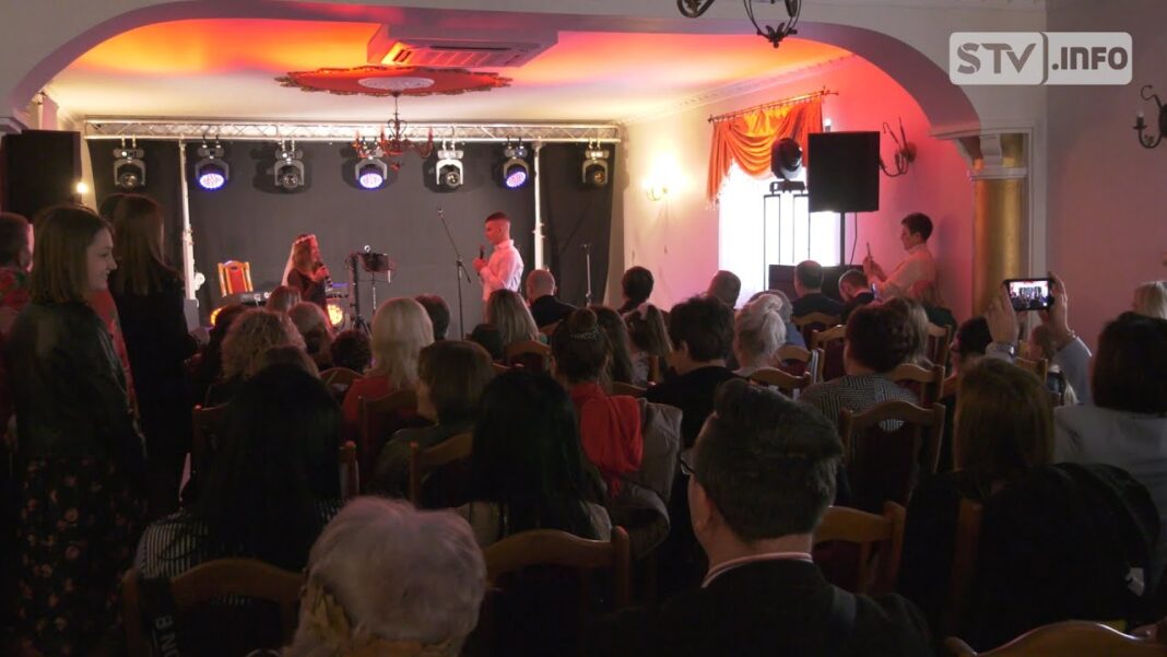 Dzień Kobiet w gminie Lipnik. Zaprezentowano piękny program artystyczny przygotowany specjalnie dla Pań