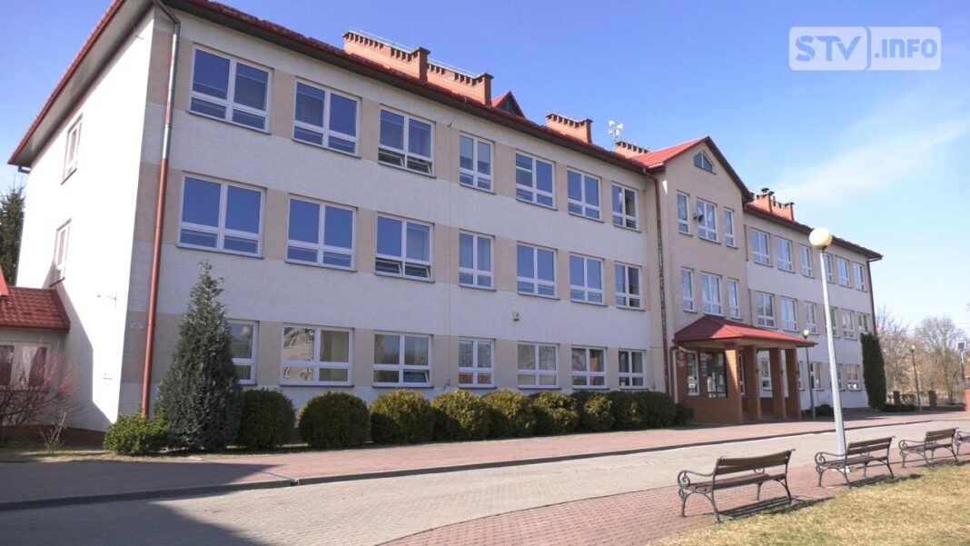 Takiej inwestycji nie było od lat. Gmina Rytwiany wykona termomodernizację pięciu budynków