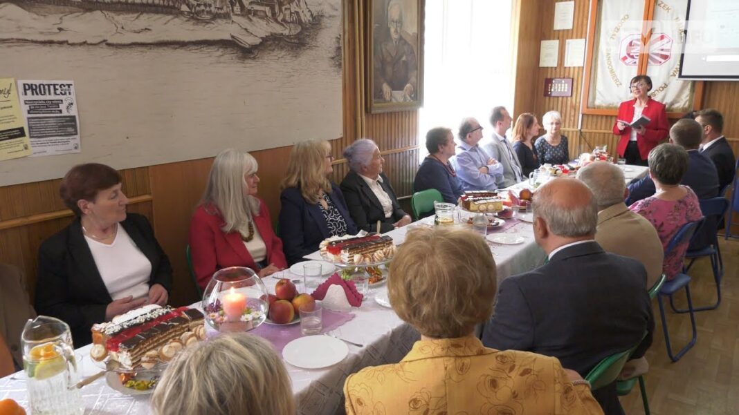 Pięć lat grupy „ETIUDA” pod przewodnictwem dr Danuty Paszkowskiej. Piękny jubileusz w Sandomierzu