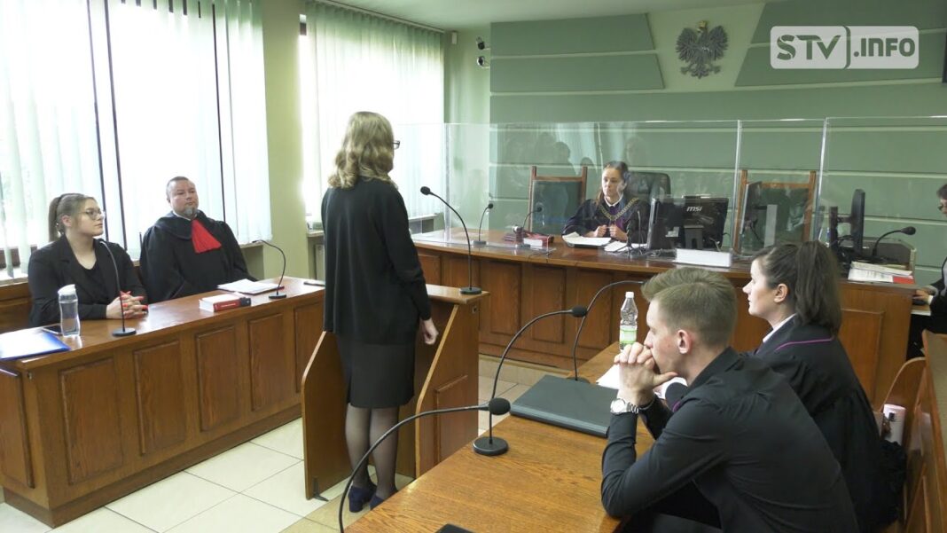 Pierwsza taka rozprawa w Sądzie Rejonowym w Sandomierzu. Studenci UJK wcielili się w bohaterów procesu