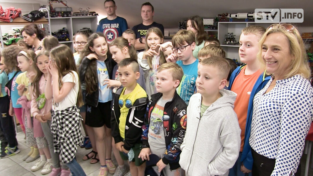 Niezwykła wystawa z klocków LEGO w opatowskiej bibliotece. Powstała z pasji naszych kolekcjonerów