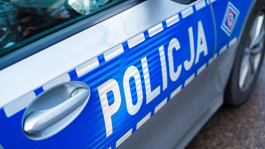 Suchowola. 71-latek spod sklepu uciekał skuterem przed policją, bo wcześniej wypił piwo