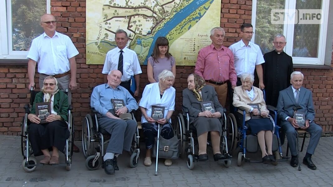 Powstała książka o Bogorii Skotnickiej. Odsłonięto pamiątkową tablicę z mapą miejscowości sprzed 90 lat