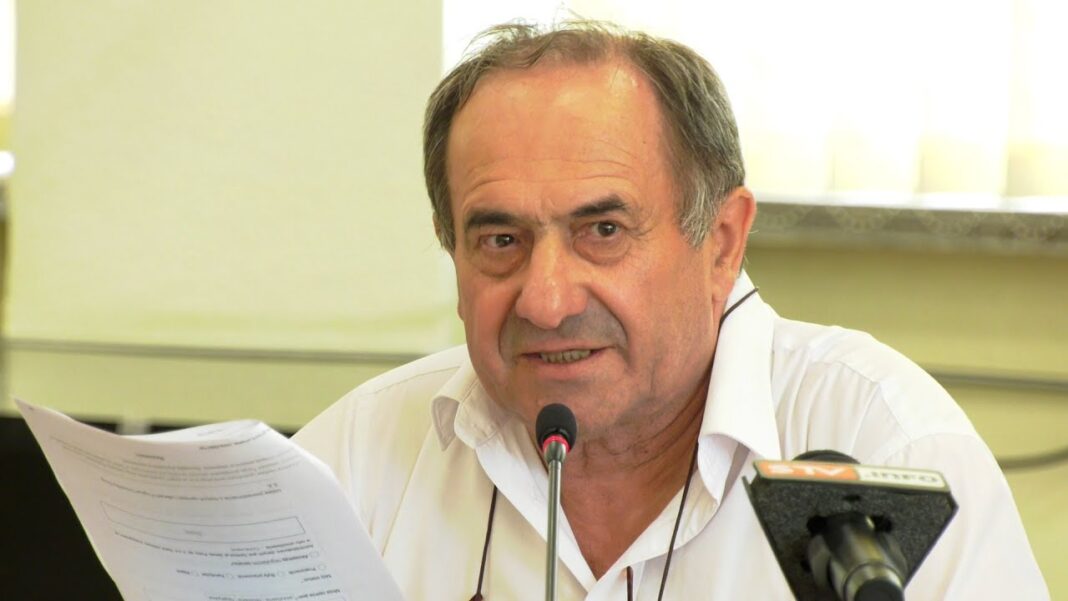 Bogusław Włodarczyk o sytuacji w radzie powiatu: „Grillujemy się nawzajem od kwietnia”