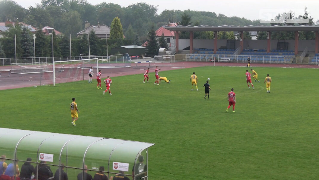 Wisła Sandomierz – Czarni Połaniec 0:1. Zobacz skrót meczu i komentarze trenerów
