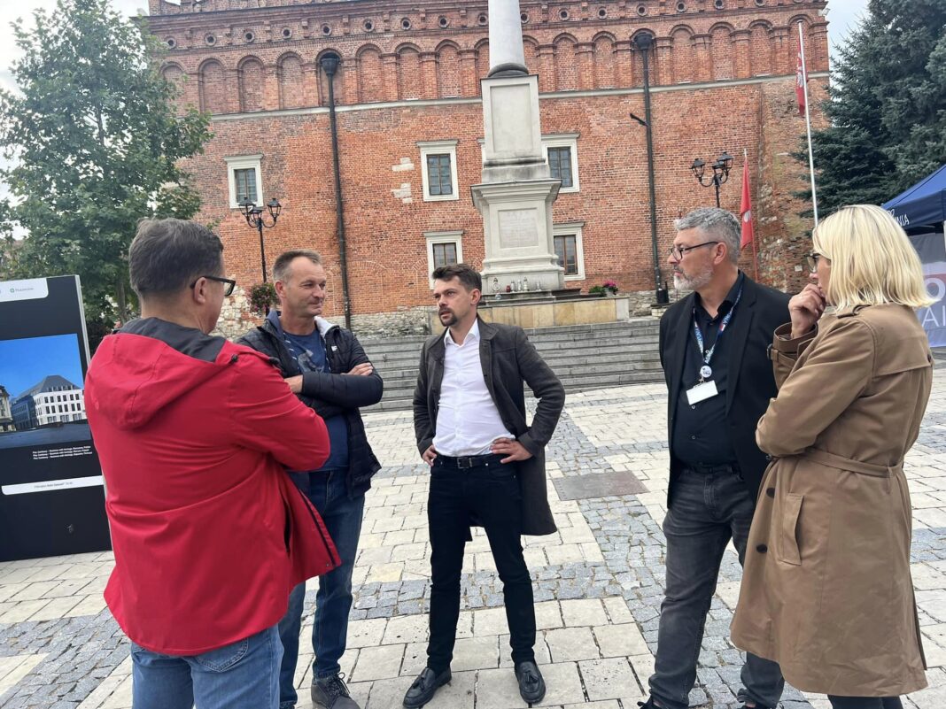 Michał Kołodziejczak – lider AgroUnii w Obrazowie i Sandomierzu spotkał się z sadownikami