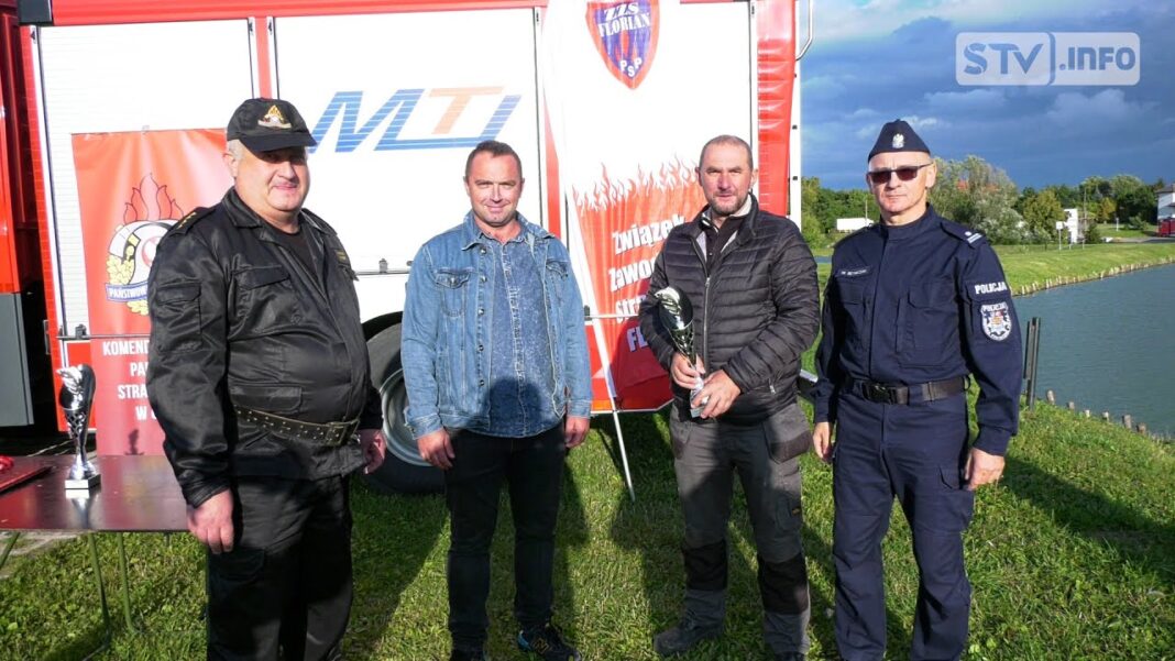 Funkcjonariusze opatowskich służb walczyli o największe wędkarskie okazy