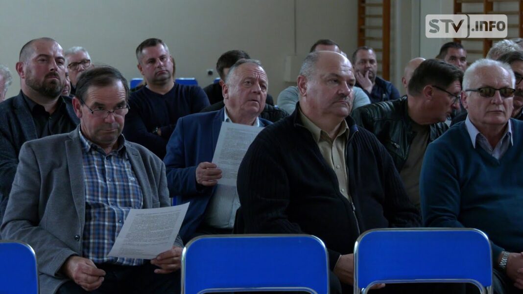 Skandaliczna cena jabłek przemysłowych. Sandomierscy sadownicy apelują do premiera Morawieckiego