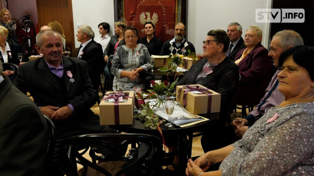 Złote Gody w Zawichoście. Czternaście par świętowało 50 lat wspólnego życia