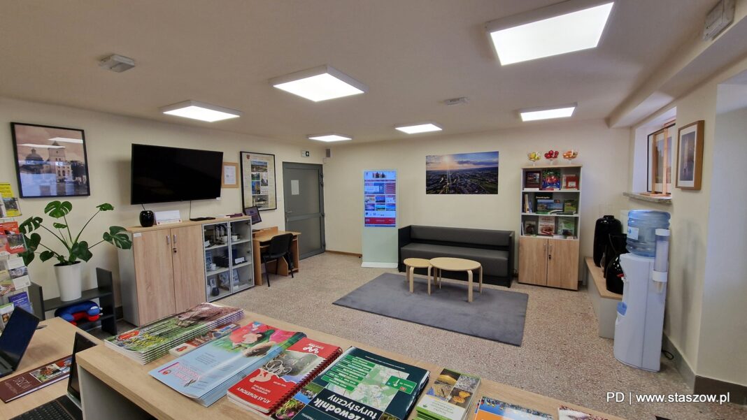 Certyfikat dla staszowskiego Centrum Informacji Turystycznej