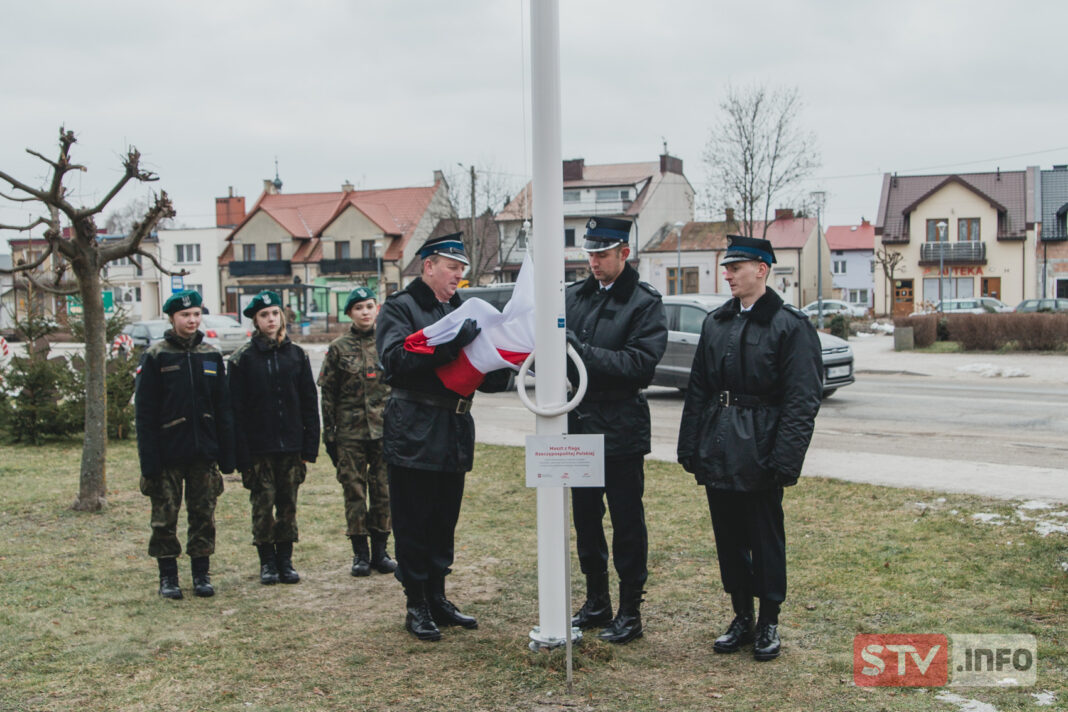 „Pod biało-czerwoną”. W Bogorii uroczyście podniesiono flagę na maszt