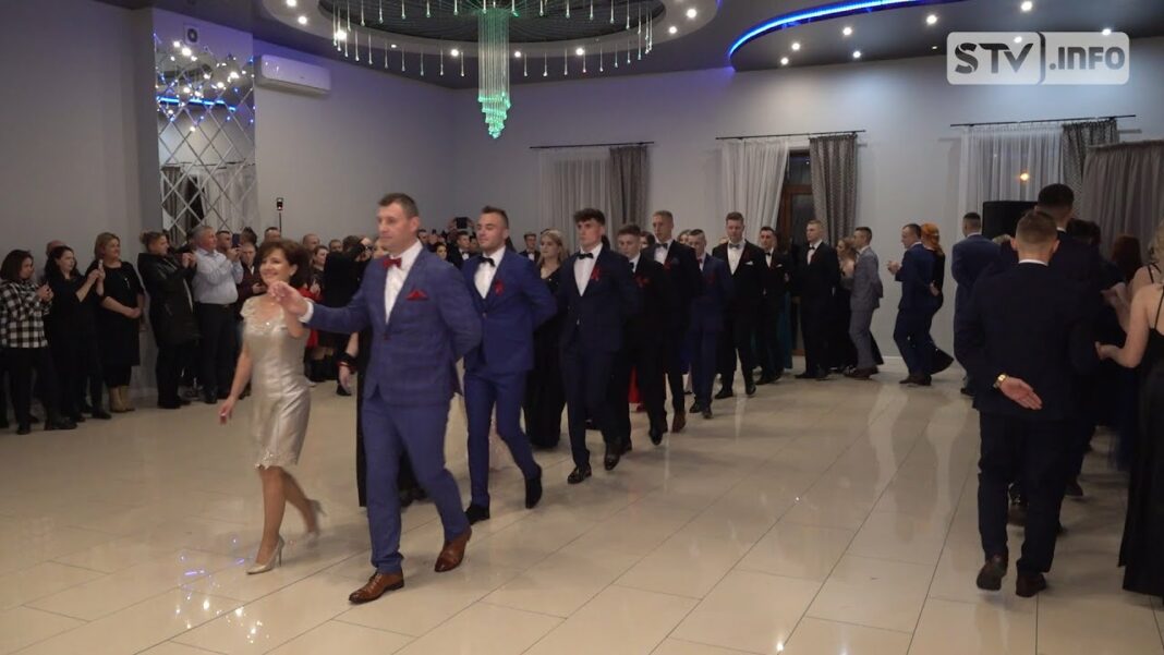 STUDNIÓWKA: Zespół Szkół Gastronomicznych i Hotelarskich im. KEN w Sandomierzu