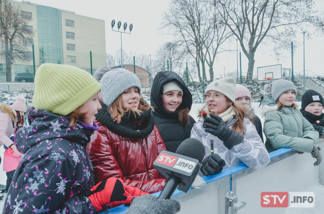 Ferie w harcerskim mundurku. Tak spędzały ferie opatowskie „iskierki”