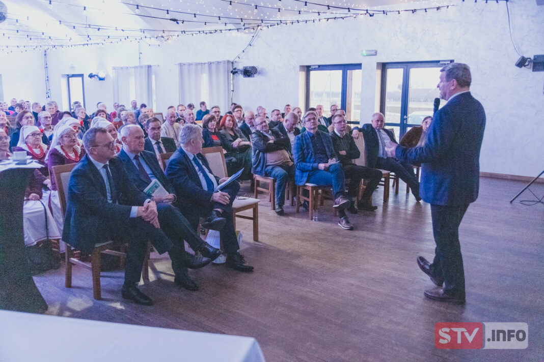 PSL walczy o wieś i wytyka błędy rządzących. Jarosław Kalinowski z prawdą o polskim rolnictwie