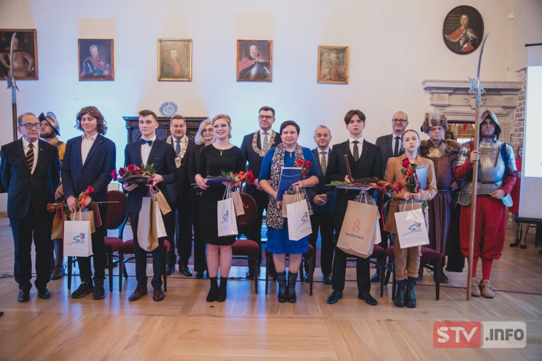 Janusz Sobolewski Sandomierzaninem Roku 2022. Wielka Gala w Zamku Królewskim