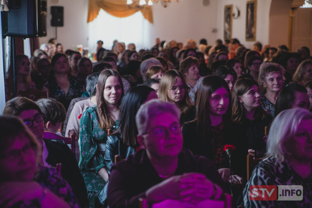 Biesiada w Dworze Markus. Udany Dzień Kobiet w Lipniku