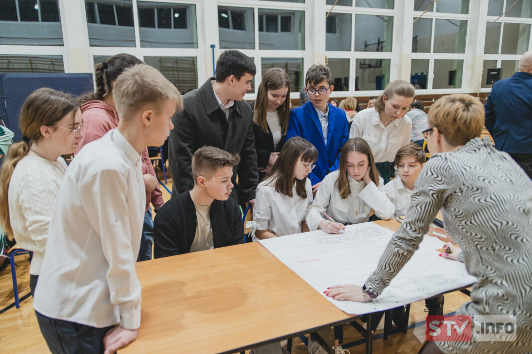 Debata oświatowa w Rytwianach. Jaki kierunek wskaże EDU Kompas, zobaczymy w listopadzie