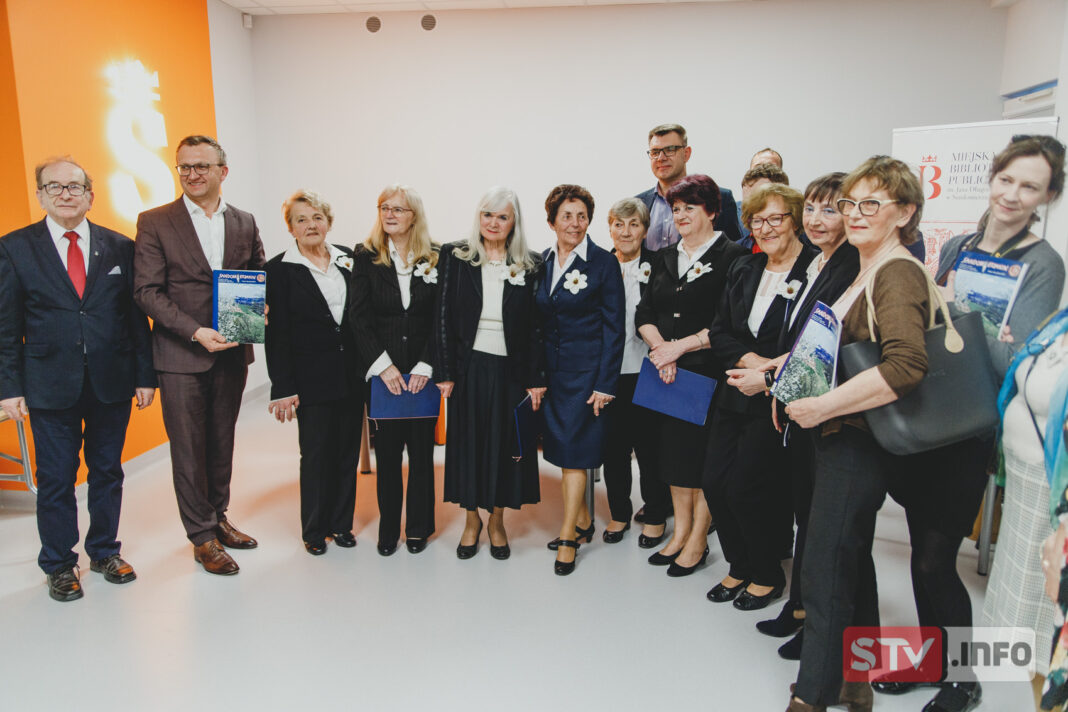 To było wyjątkowe spotkanie. Dr Danuta Paszkowska bohaterką specjalnego wydania „Sandomierzanina”