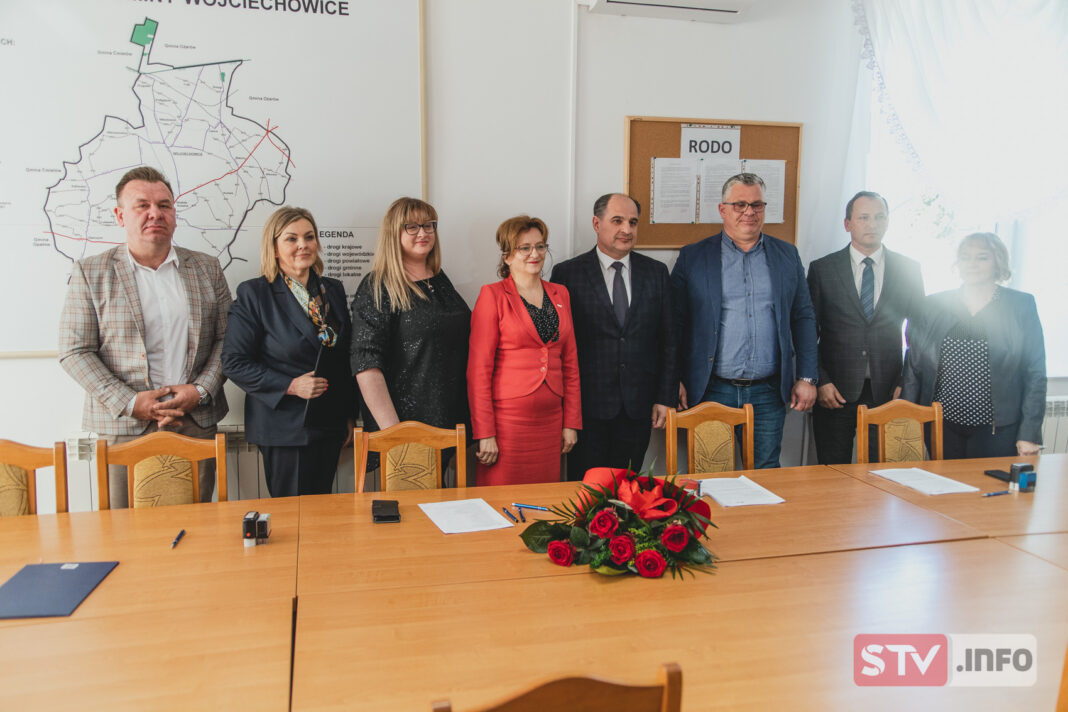 Wojciechowice inwestują z Polskiego Ładu. Będzie przebudowa 18 odcinków dróg, powstaną nowe świetlice