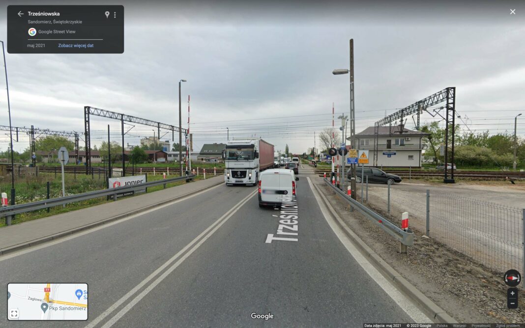 Paraliż prawobrzeżnego Sandomierza? Przejazd kolejowy na Trześniowskiej zamknięty blisko miesiąc