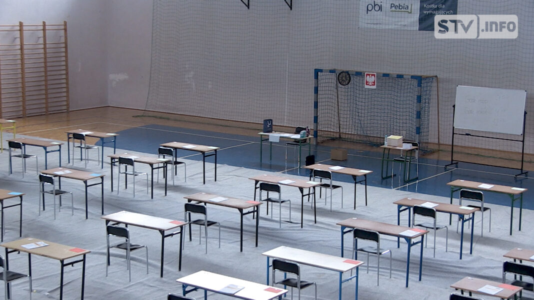 Uczniowie i nauczyciele sandomierskich szkół o trzech dniach matury. Dla większości był to łatwy egzamin