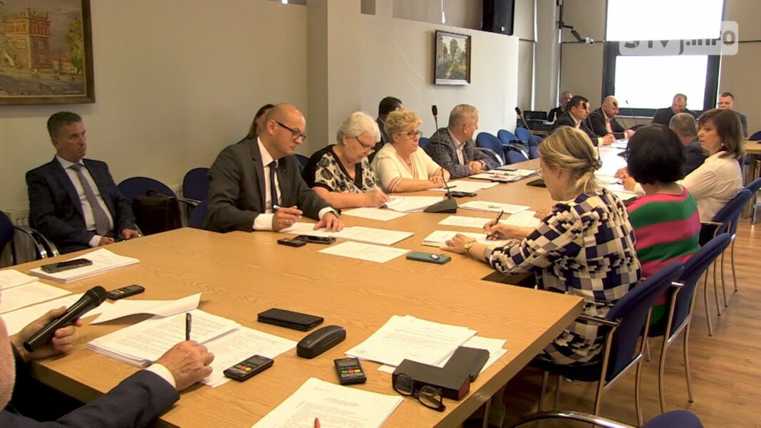 Strzelnica wirtualna w sandomierskiej „Marmoladzie”. Powiat zabezpieczył środki i złożył wniosek do MON-u