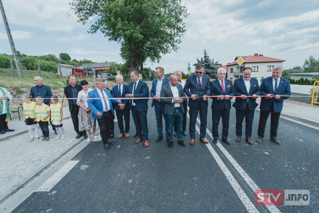 Droga 777 w Winiarach oddana do użytku. Jest bezpieczniej, szczególnie dla najmłodszych