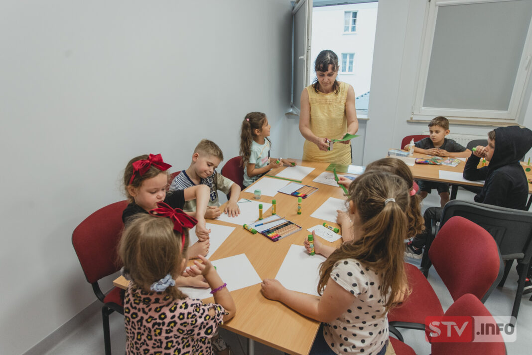 Wakacje z Montessori. Zabiorą dzieci w podróż dookoła świata