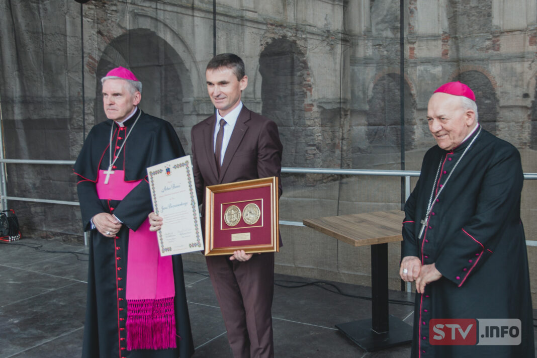 Gala w Krzyżtoporze. Nagrody biskupa Nitkiewicza rozdane