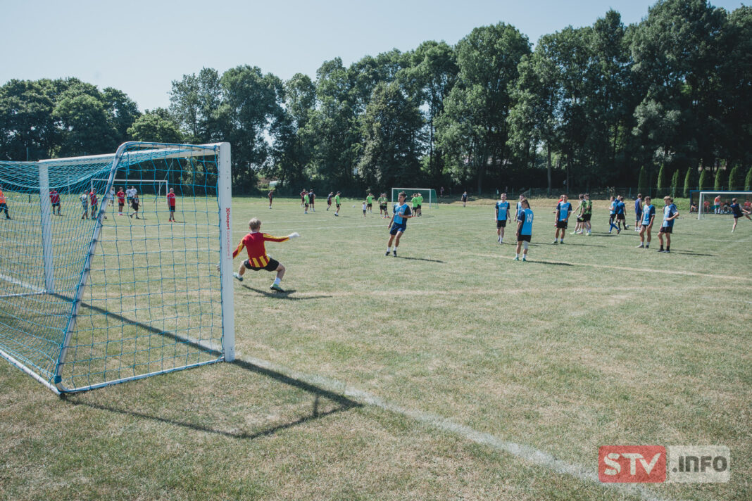 Turniej Dzikich Drużyn. Sportowe emocje w Wojciechowicach