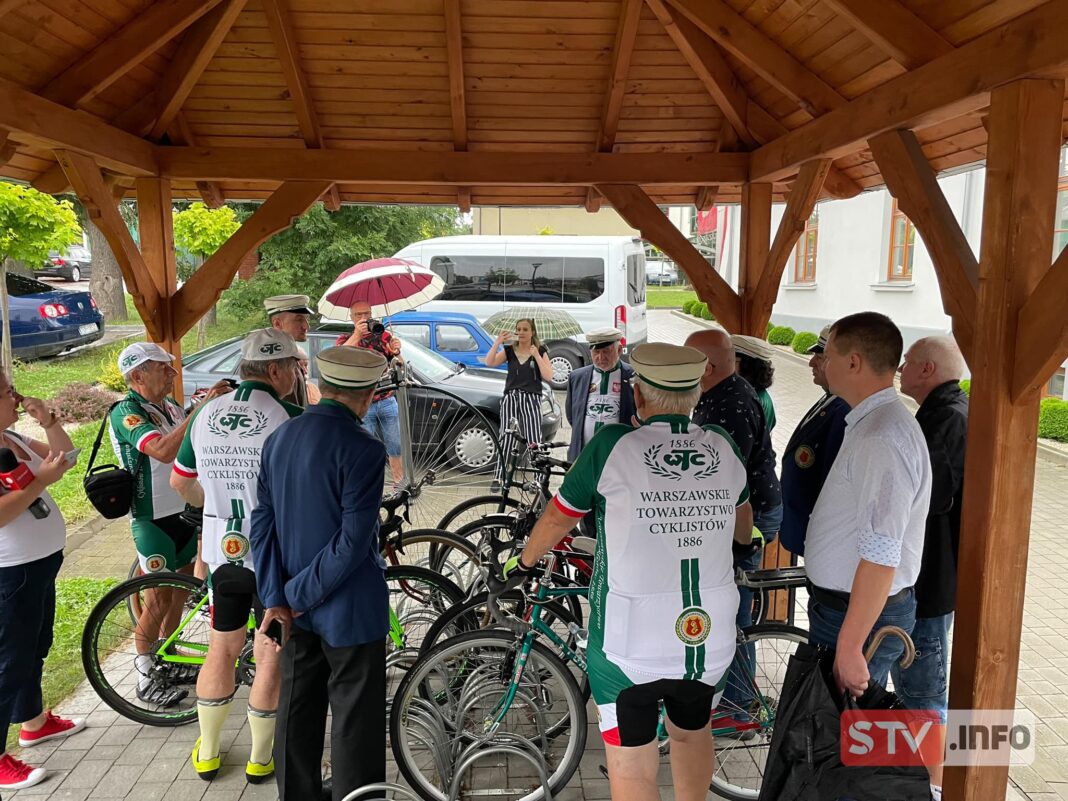 Warszawscy cykliści gościli w Opatowie. Pokazali jak się jeździ bicyklem