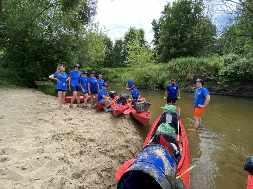 Wolontariusze Enei Połaniec ponownie posprzątali rzekę