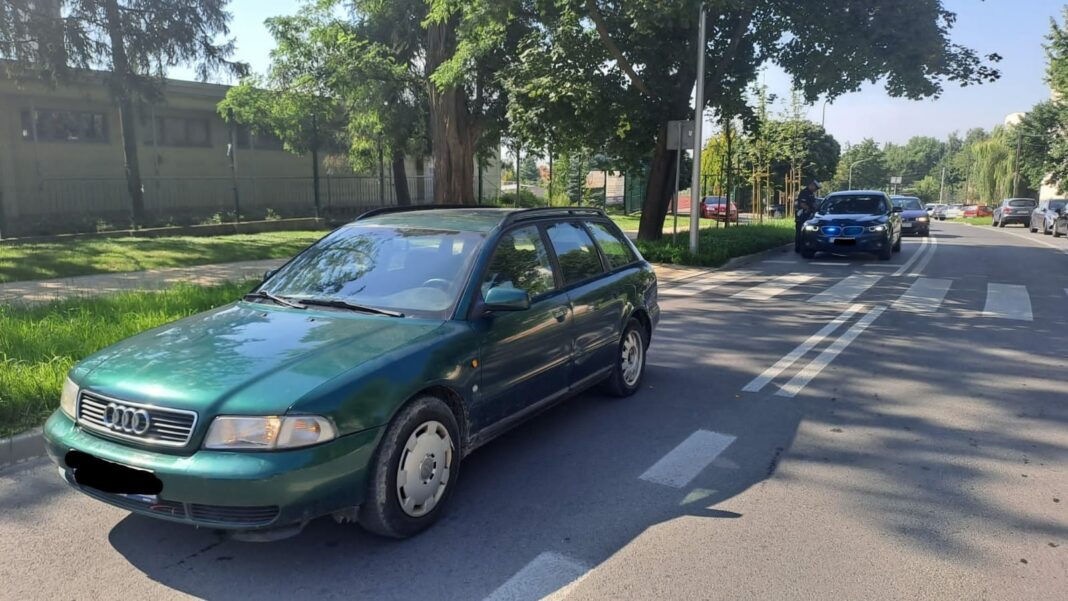 Potrącenie na Koseły w Sandomierzu. 63-latka trafiła do szpitala