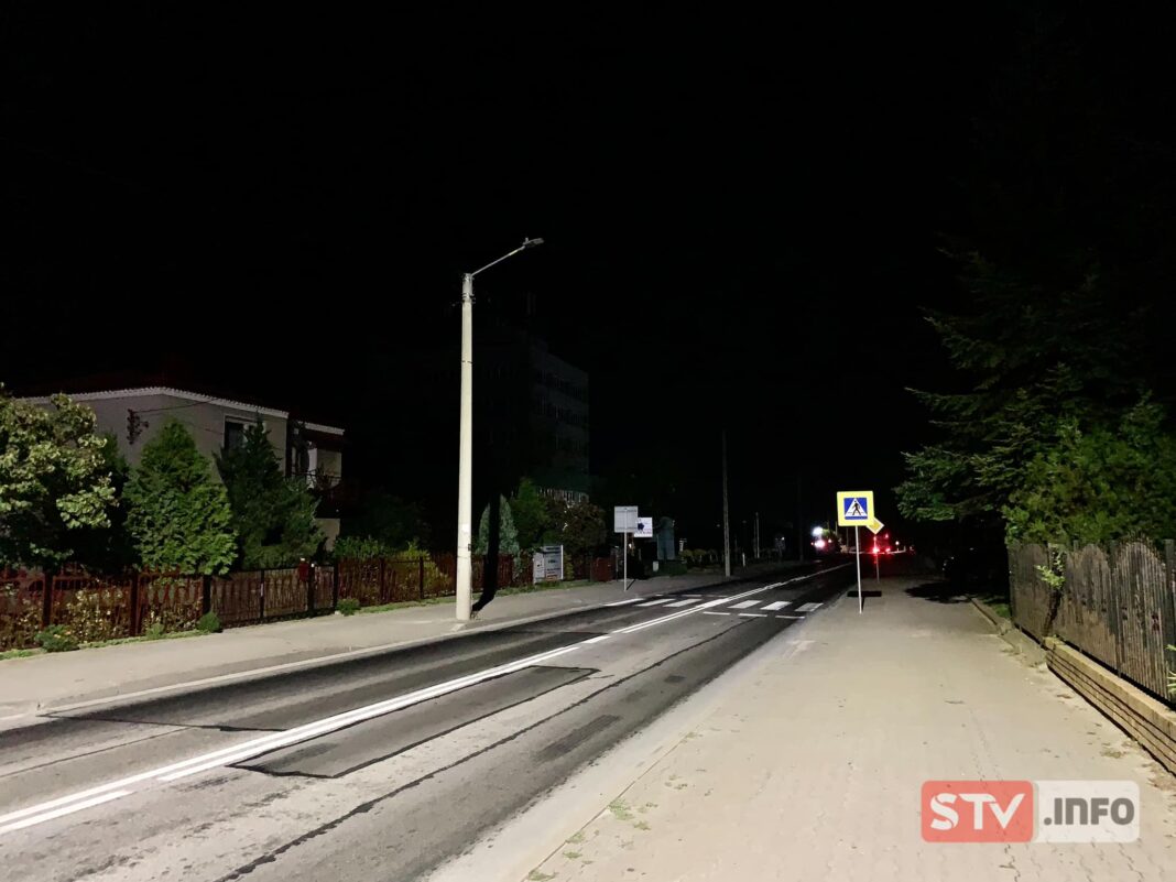 „Ciemność, widzę ciemność” na ulicy Sienkiewicza w Opatowie. Problemem… szafy