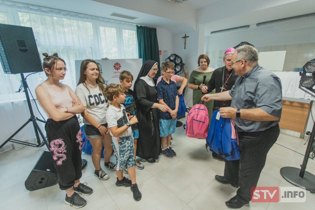 Wielki finał akcji Caritas. Szkolna wyprawka trafiła do 280 dzieci