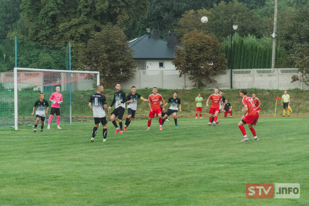 Gładka wygrana Klimontowianki. Stal Kunów bez argumentów
