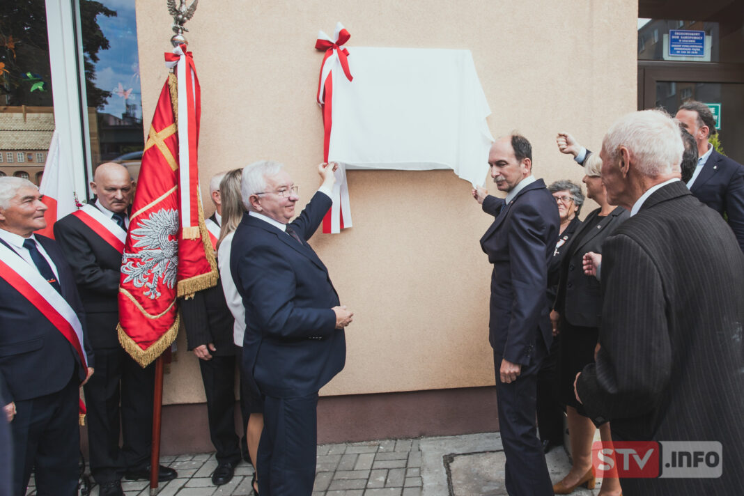 Odsłonięciem tablicy oddano hołd opatowskim działaczom „Solidarności”