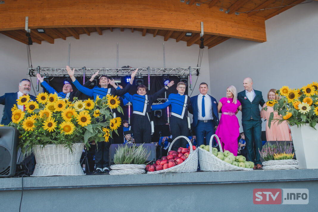 Sadownicy i ich przyjaciele świętowali. Prawdziwe tłumy w Obrazowie