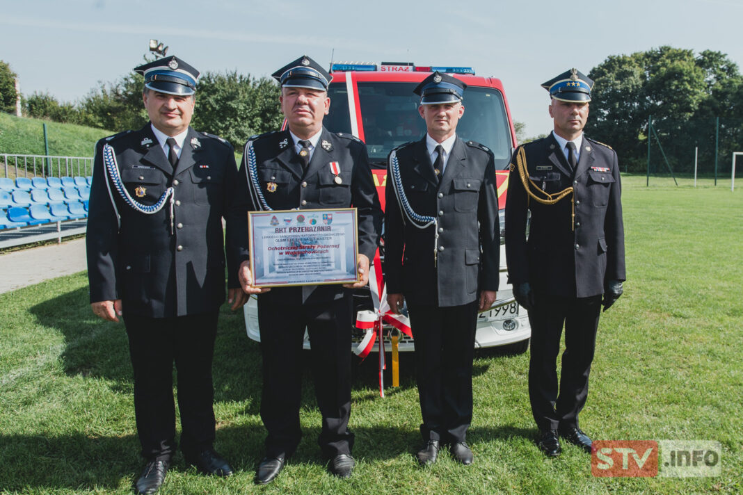 OSP Wojciechowice ma nowy wóz bojowy. Uroczyste przekazanie