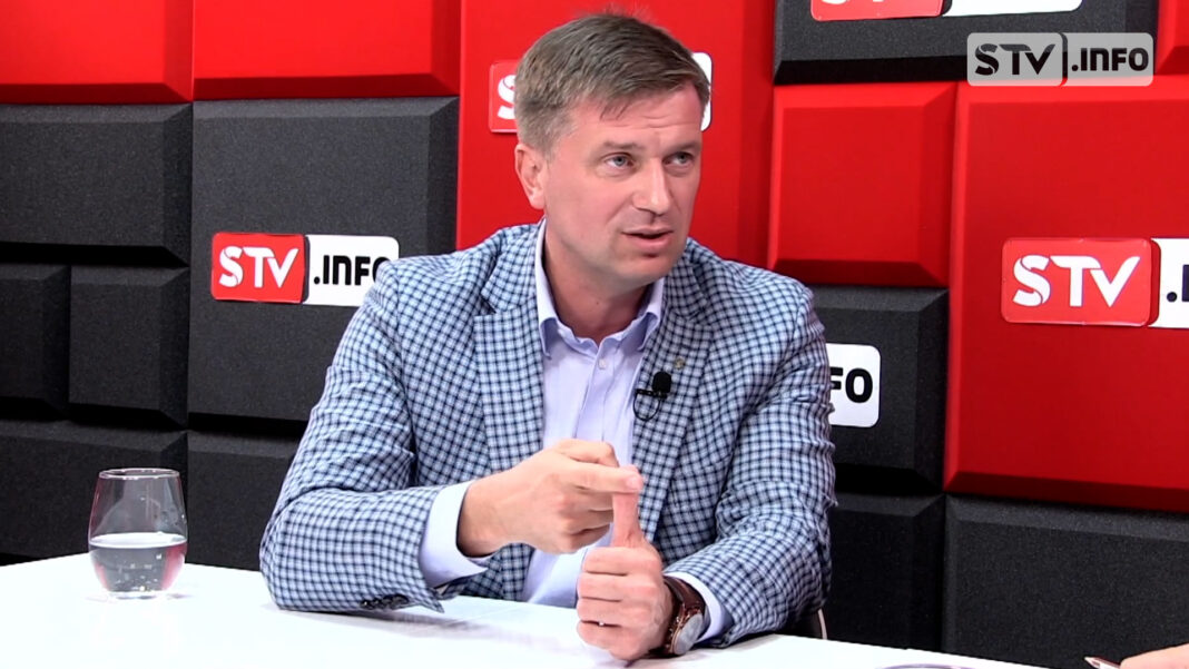 OSTATNIA PROSTA: Arkadiusz Bąk: Nie można wykorzystywać wojska w kampanii wyborczej