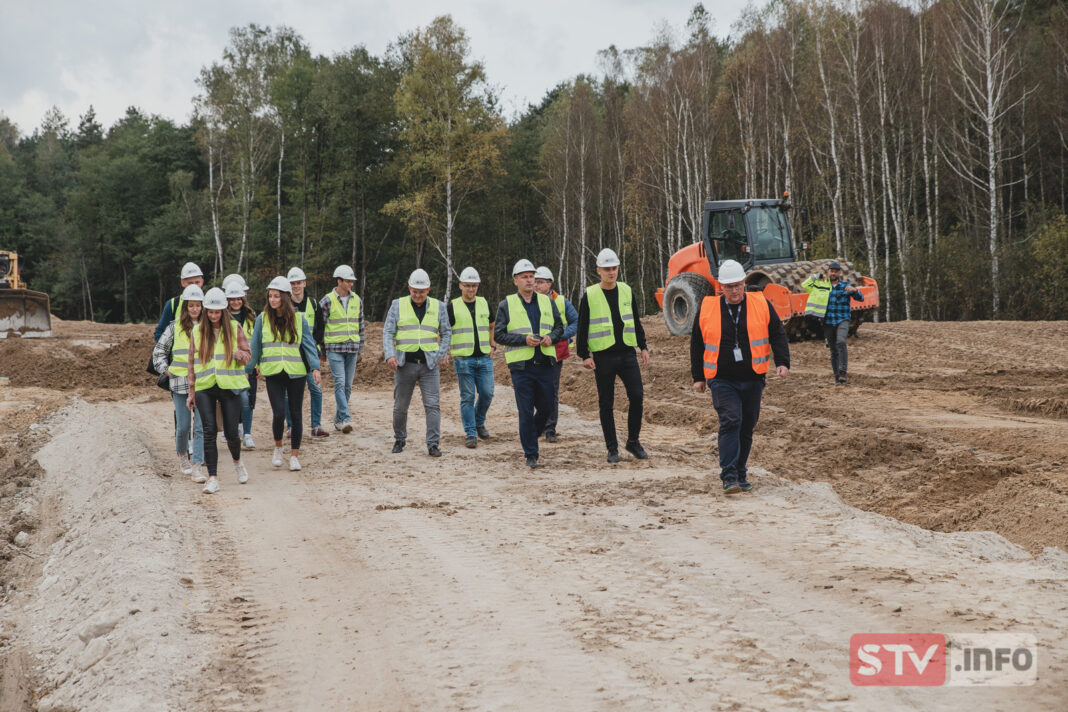 Dylmex gościł studentów. Żacy oglądali budowę obwodnicy Staszowa