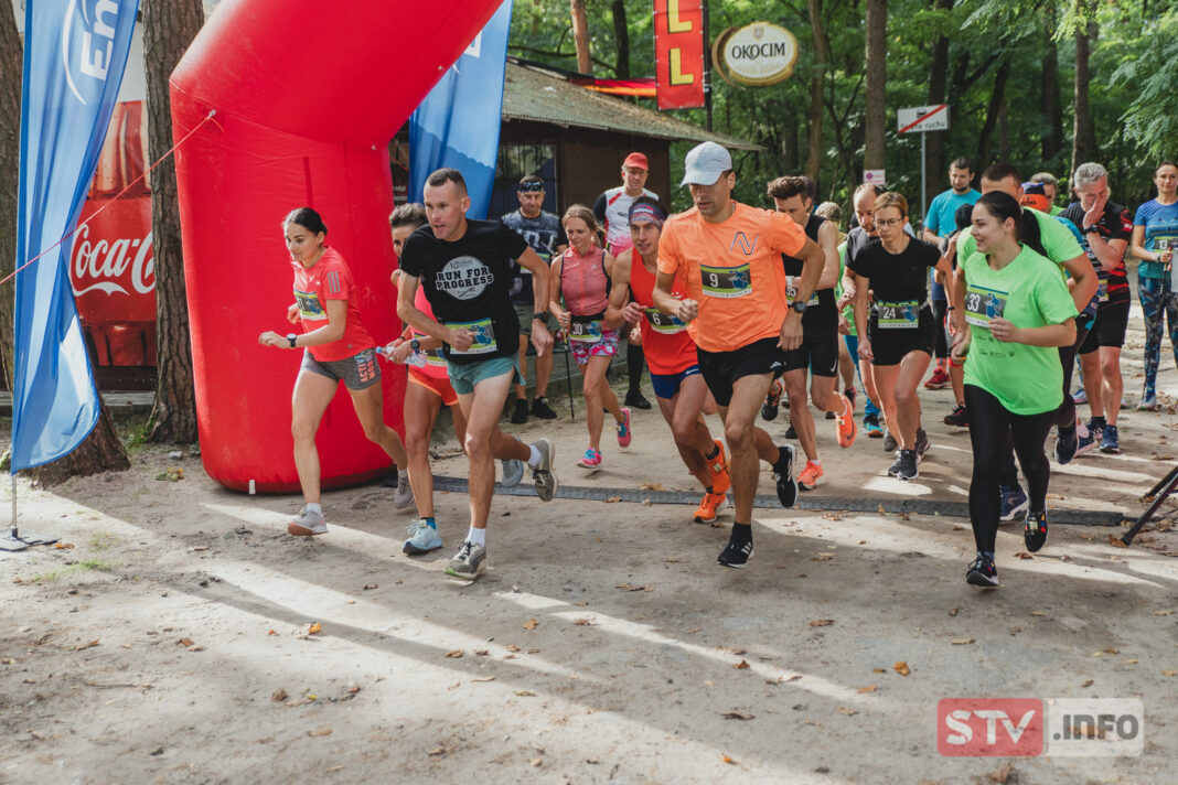 Czarnecka i Lepiarz najlepsi w Golejowie. Biegali po leśnych duktach