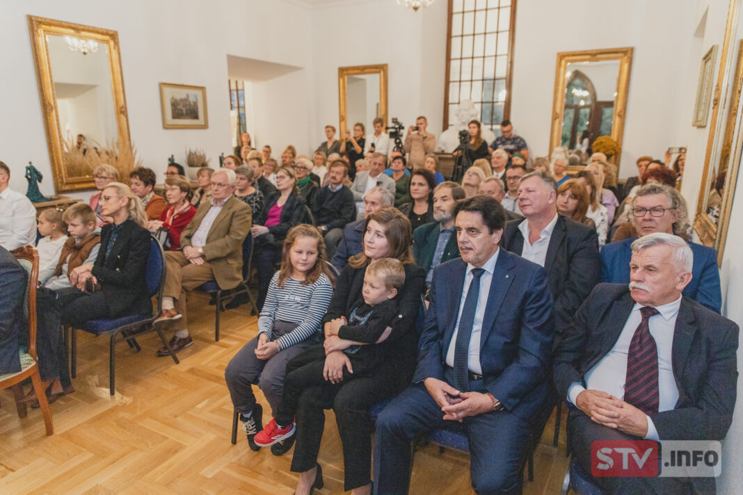 STASZÓW: Koncert dla Jana Pawła II. Muzyczna uczta w Wiśniowej