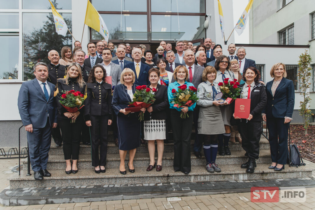 Staszów nagrodził zasłużonych dla miasta. Uroczysta sesja w święto patrona