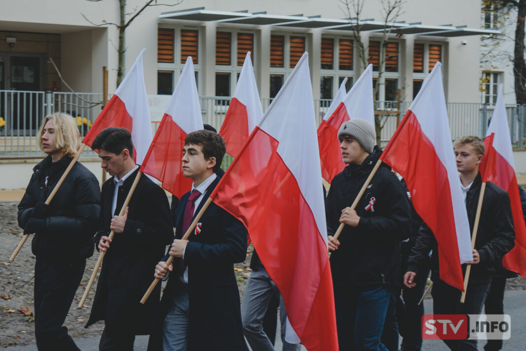Narodowe Święto Niepodległości w Sandomierzu z kawaleryjską defiladą, koncertem i paradą motocykli