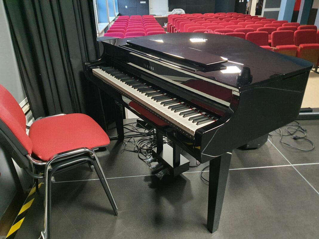 Nowy fortepian dla centrum kultury w Rytwianach. Pierwszy koncert już 7 grudnia!