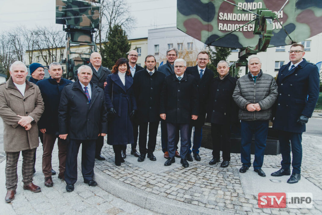 Rondo Sandomierskich Radiotechników uroczyście otwarte. Piękna i podniosła uroczystość