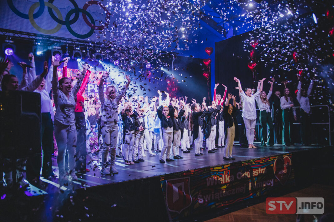 Wspaniały koncert noworoczny w Klimontowie. Młodzi artyści zaprezentowali na scenie swoje talenty