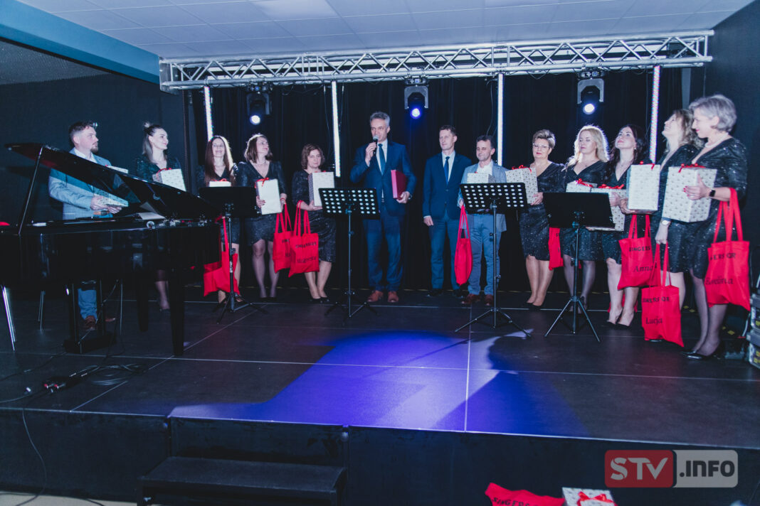 Piękny jubileusz grupy Singers z Rytwian. Koncert i biesiada